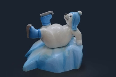 Фигура Мишка в сугробе