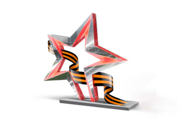 Инсталляция Звезда с лентой