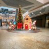 Фигура Зайчик с шаром фотозона для торговых центров и улицы