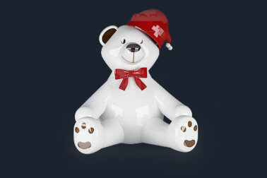 Медведь с шапкой